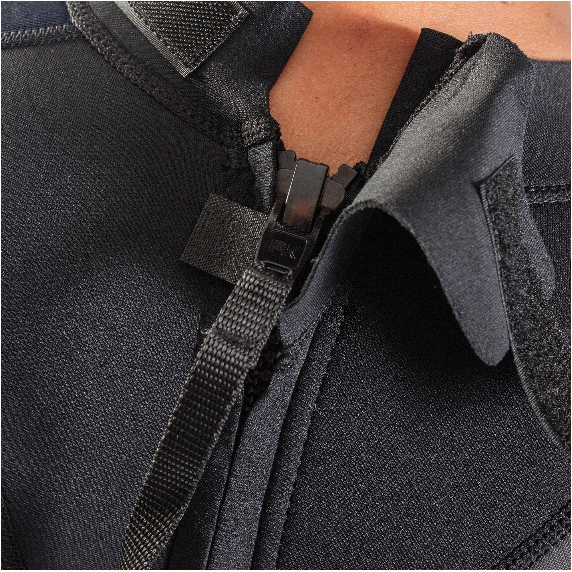 2026 Gul Männer G-Force 3mm Rückenreißverschluss Shorty Neoprenanzug GF3305-B7 - Black / Navy