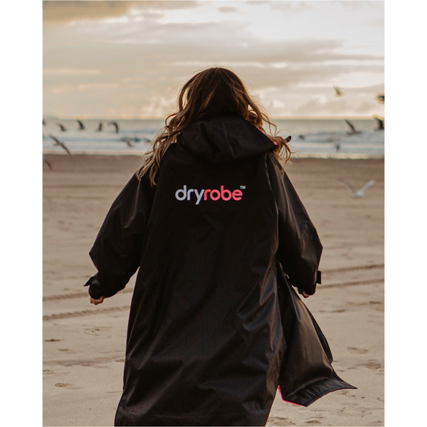 2026 Dryrobe Advance Langarm-Umkleidemantel DALSV3  Black / Rosa