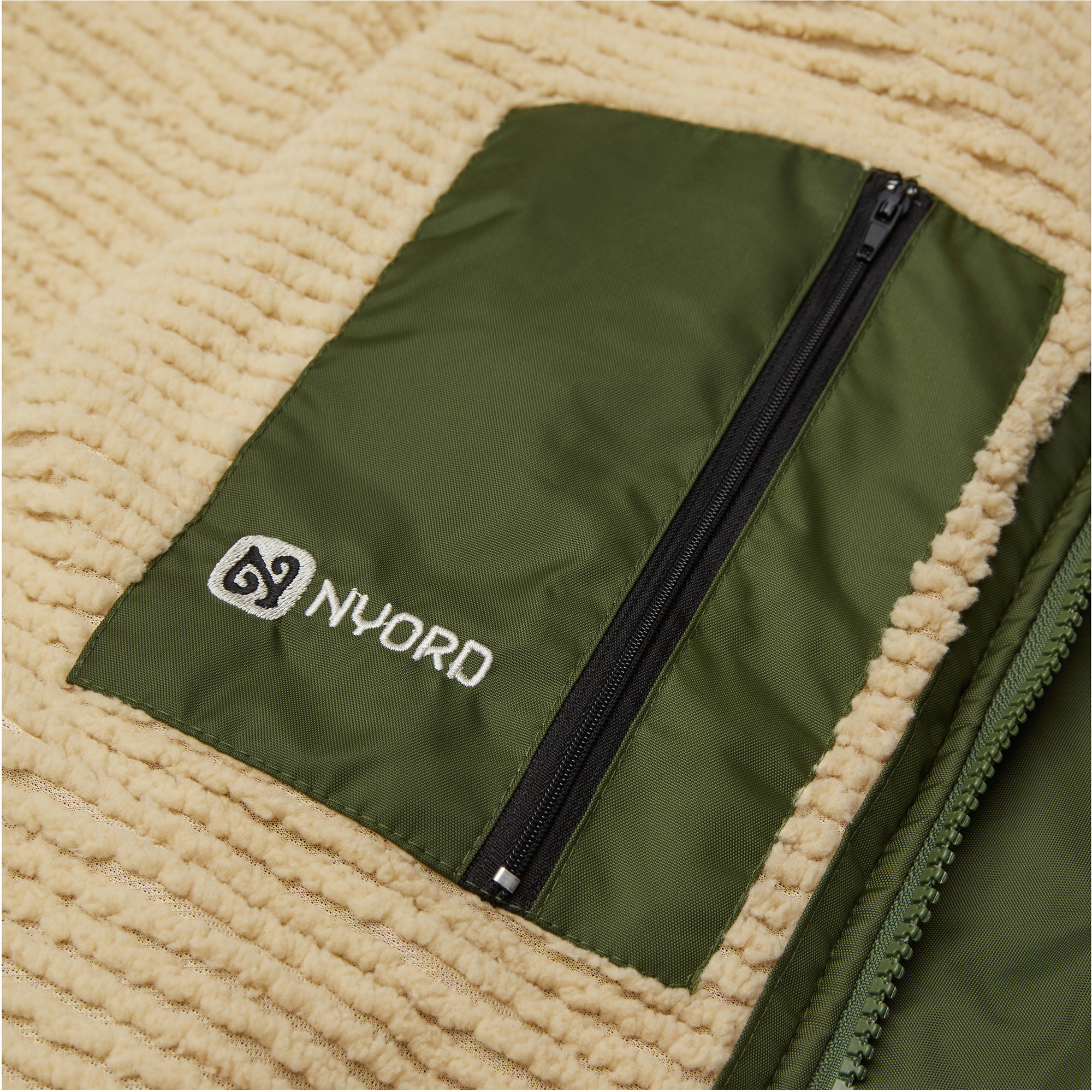 2026 Nyord Primaloft Outdoor-Wickelmantel ACC0005 - Khaki / Ecru