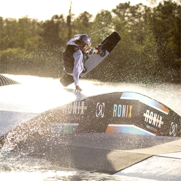 2022 Ronix Kinetik Project Flexbox 1 Cable Wakeboard - Weiß / Schwarz