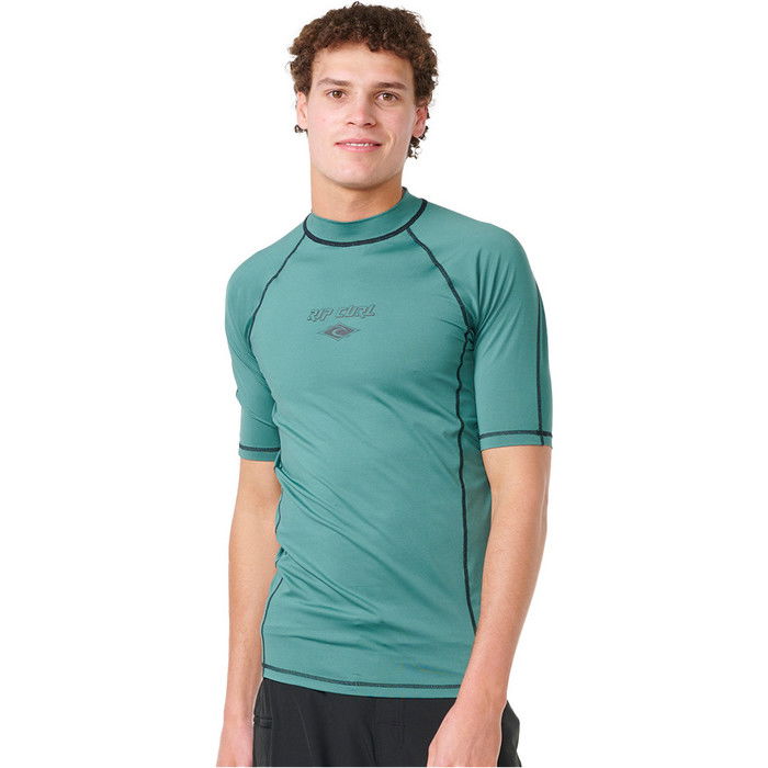 2023 Rip Curl Mnner Fade Out UPF Performance Kurzrmelige Lycra-Weste 145MRV - Washed Green