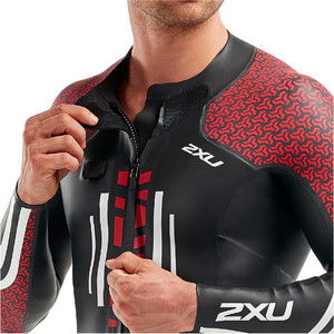 2022 2XU Mnner Pro Swim-Run Pro Neoprenanzug Black / Flame Scarlet MW5477c