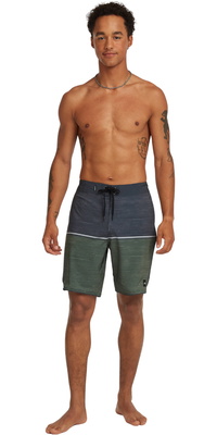 2026 ONeill M&auml;nner Hyperfreak Mysto Block Scallop 19-Boardshorts 2800233 - Dark Olive Mysto Block