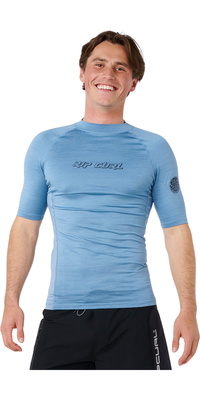 2026 Rip Curl M&auml;nner Dawn Patrol UPF Performance Kurzärmeliges Lycra-Trikot 16CMRV - Faded Denim