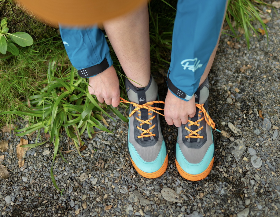 Palm Gradient 3.0 Wasserschuh in Sherbet und Turquoise mit Vibram Idrogrip Sohle und Neopren-Knöchelmanschette